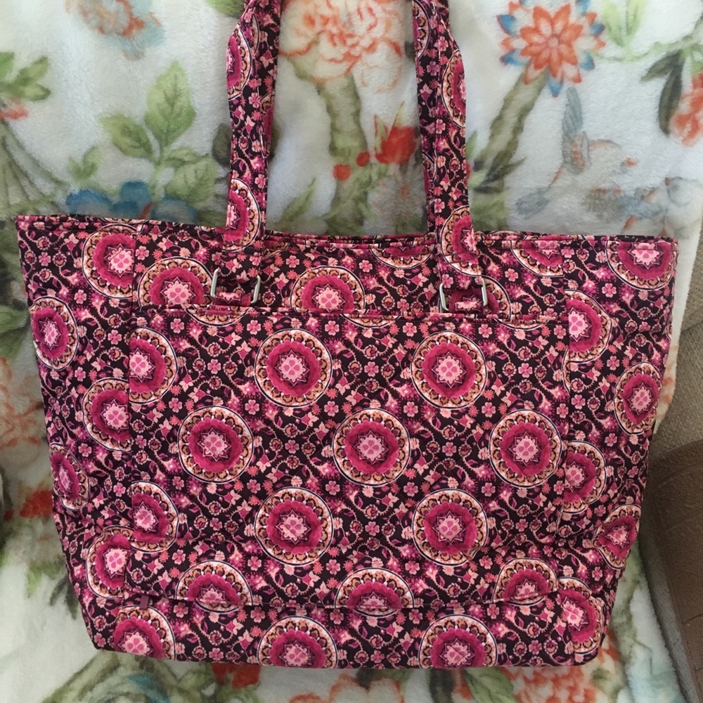 Laptop Work Tote VB Raspberry Medallions - Picture 2 of 8